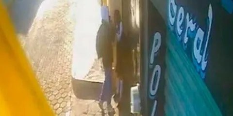 Asaltan a estudiante en Serdán; le quitaron la mochila y celulares