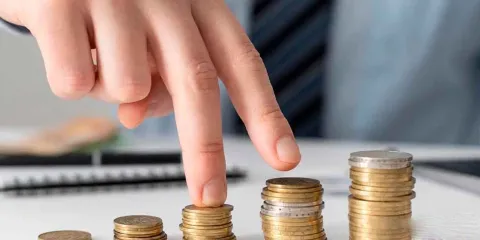 CCE Puebla alerta sobre desaceleración económica y aumento de deuda pública en México