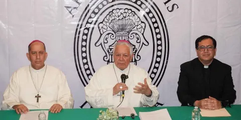 Víctor Sánchez Espinosa celebrará 50 años de sacerdocio con misas y encuentros en Puebla