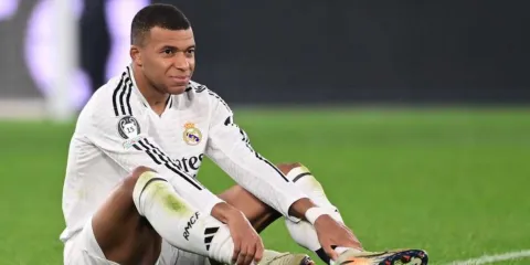 Mbappé Out: más de 73 millones de firmas piden la salida de Kylian del Real Madrid