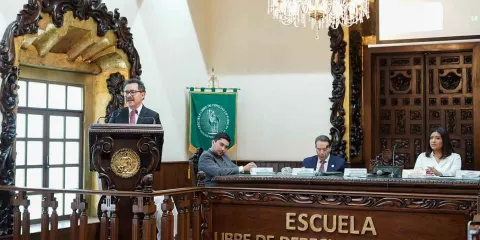 “No hay impedimento”: Ignacio Mier Velazco respalda candidatura de su hijo para 2027