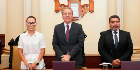 Nombra Cabildo a Alfonso Aguilar como secretario del Ayuntamiento de Puebla