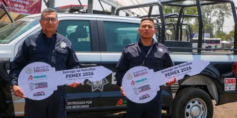 Pemex premia a Puebla por recuperación de hidrocarburos 