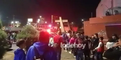 Riña en Texmelucan: pelea entre jugadores y entrenadores desata caos en partido de básquetbol