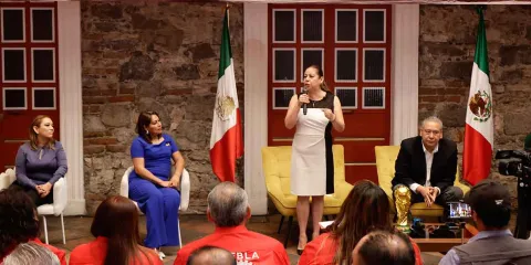 Laura Artemisa es destapada por la CTM rumbo a la alcaldía de Puebla en 2027