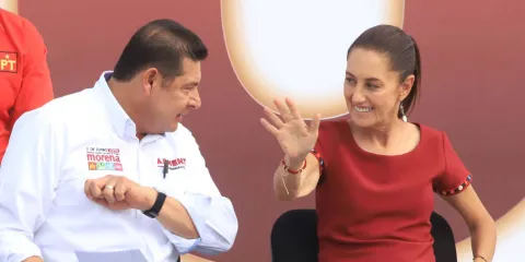 Sheinbaum y Armenta revisan avances del IMSS-Bienestar en Puebla