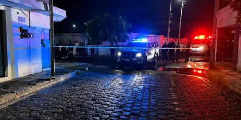 Sicarios atacan a un hombre en calles de Tehuacán y lo dejan grave