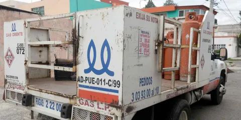 Baja el precio del gas LP en Puebla; tanque de 20 kilos costará hasta 384.6 pesos