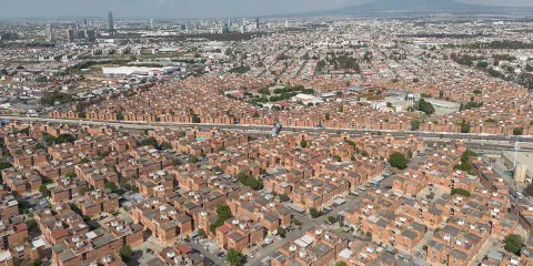 Puebla enfrenta déficit de 200 mil viviendas; CMIC anuncia alianza para atender la demanda