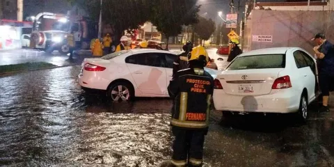 Tormenta colapsó calles, avenidas y bulevares en el SUR de la capital poblana 
