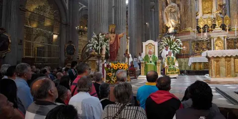 Puebla se alista para el jubileo sacerdotal de Víctor Sánchez Espinosa