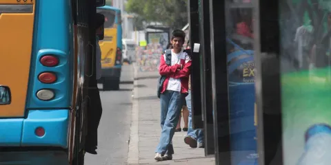 Panistas insisten en irregular concesión de paraderos en la capital