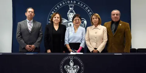 Preside Lilia Cedillo Primer Informe de labores en la Facultad de Ingeniería Química