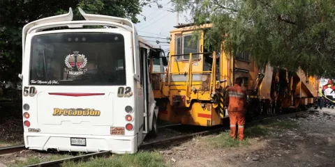 Ruta 50 que chocó con tren en la Rivera Anaya operaba sin permisos