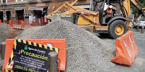 Morena acusa al PAN de dejar "blindada" la privatización del agua en Puebla, afirma Andrés Villegas
