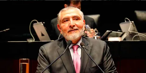 Aplican la 'barredora' en el Senado; remueven a funcionarios cercanos a Adán Augusto López