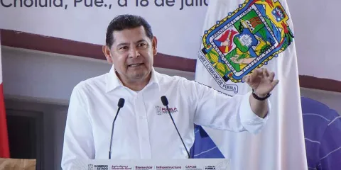 Puebla invertirá más de 1,100 millones en educación