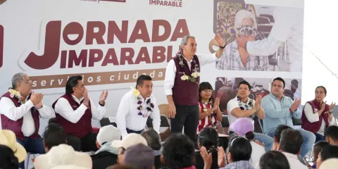 Garantiza José Chedraui acceso a servicios y apoyos a familias de Canoa