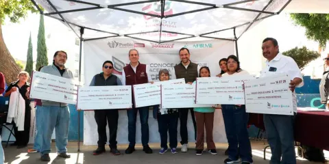 Pepe Chedraui entrega apoyos del programa Tu Crédito Imparable a emprendedores de Puebla