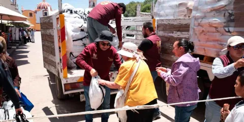DIF Municipal fortalece el bienestar de los grupos vulnerables con entrega de apoyos alimentarios