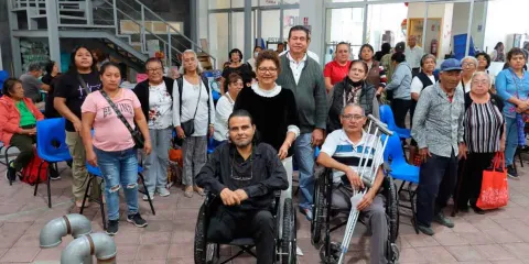Entrega SMDIF de Cuautlancingo aparatos funcionales para mejorar calidad de vida