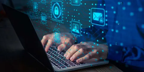 Extorsión digital extermina negocios familiares, advirtió Concanaco