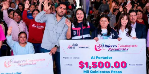 Lupita Cuautle entrega más apoyo y financiamiento para mujeres emprendedoras de San Andrés Cholula