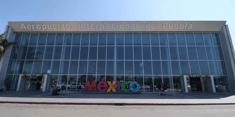 Puebla apuesta por un Distrito Aeroportuario para detonar la economía regional