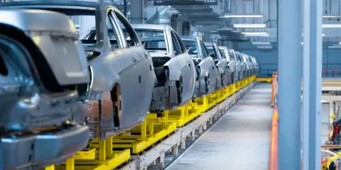 Exportaciones a EU impulsan a Volkswagen y Audi, pero aranceles presionan a Puebla