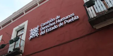 La CNDH llamó al Congreso de Puebla a poner “en orden” a sus diputados