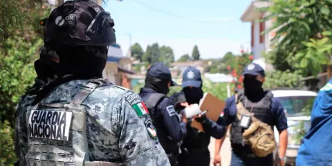Retiran 52 cámaras de videovigilancia irregulares en San Pedro Cholula durante operativo conjunto