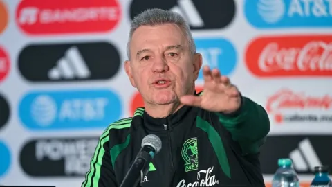 Javier Aguirre regresa a LaLiga como entrenador del Valencia