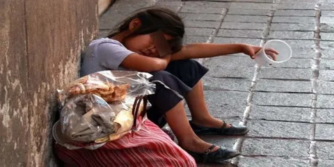Casi 900 indigentes en calles de seis municipios conurbados: Casa del Sol