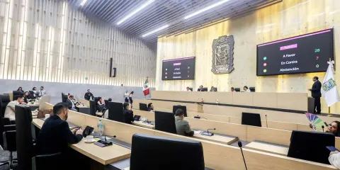 Comenzará la temporada de "diputados chapulines" para no dejar el hueso: PRI  
