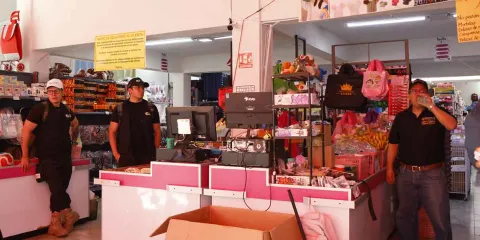IMPI realiza operativo contra piratería en el Centro de Puebla