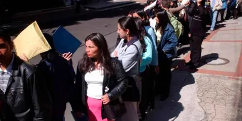 Mujeres tienen menos oportunidades para ascender en el trabajo en México