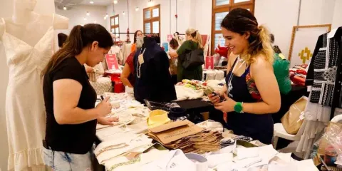 Mujeres lideran 37% de MiPymes, pero capacitación frena su avance
