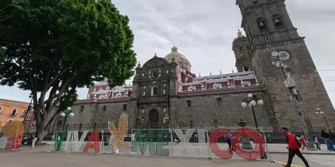 Puebla cae en competitividad: rezagos en seguridad, empleo y salud