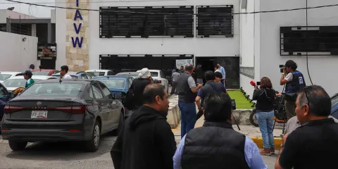 UNT y FASU cierran filas con trabajadores de Volkswagen en Puebla
