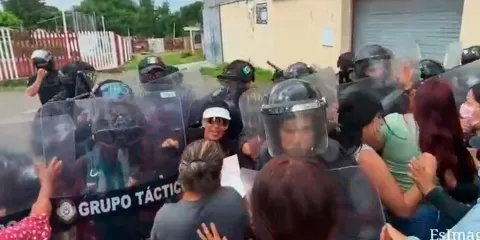 Habitantes y activistas suspenden a golpes la perforación de pozo de agua en Xoxtla