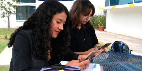 Analizan en la BUAP el uso e impacto de las redes sociales