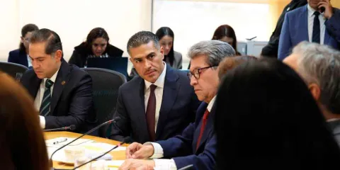 Harfuch confirma llegada de colombianos de Ucrania; investigan nexos con cárteles