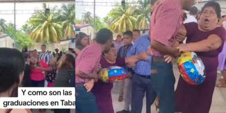 Se viraliza pelea entre madres durante una graduación en una Telesecundaria de Tabasco