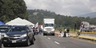 Lamentan empresarios pérdidas millonarias por bloqueos carreteros en Puebla