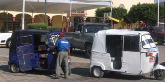 Dos mil mototaxis en la zona de Acatzingo golpean bolsillo de transportistas