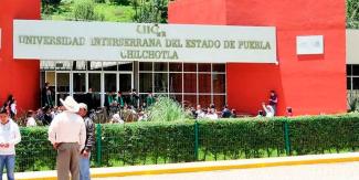 Jóvenes poblanos tienen amplio abanico universitario para prepararse