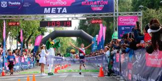 Exitoso tercer medio maratón en Puebla, participaron 3 mil 500 corredores  