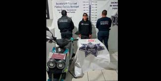 Detienen a presunto delincuente en Moyotzingo con droga y vehículo robado