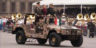 Sheinbaum encabeza su primer desfile militar por el 114 aniversario de la Revolución