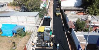 Gobierno de la Ciudad avanza en trabajos de pavimentación en la calle 2 Sur